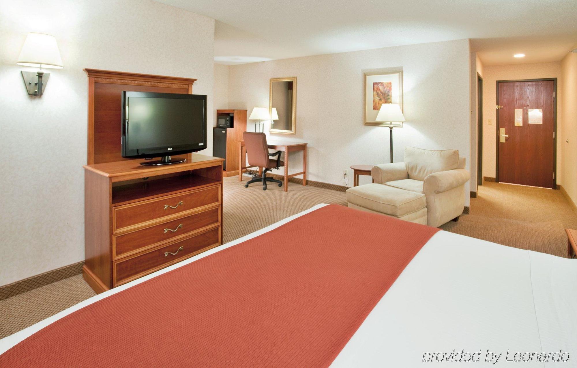 Seasons Inn & Suites Highland חדר תמונה